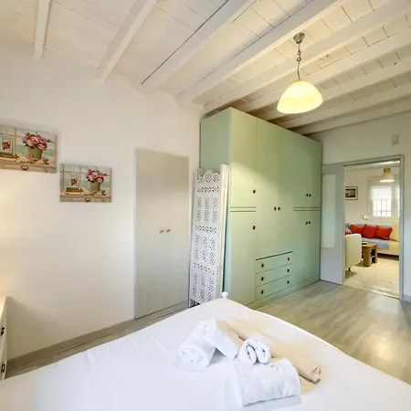 بيت للعطل Stone Haven & Garden Near The Sea *
