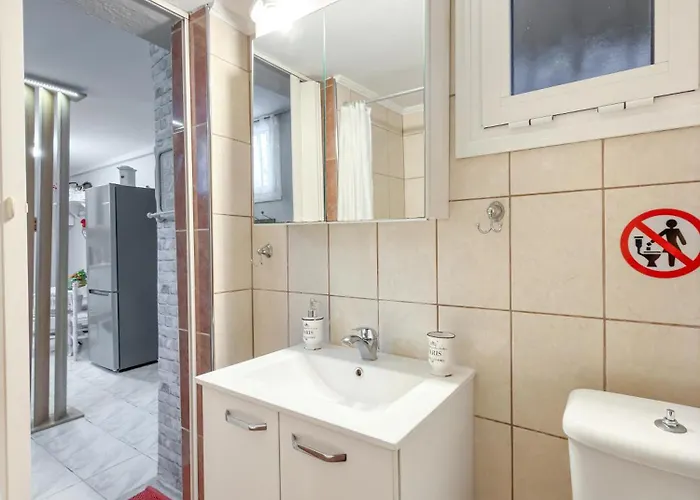 Stone Haven & Garden Near The Sea Methoni (Pieria)